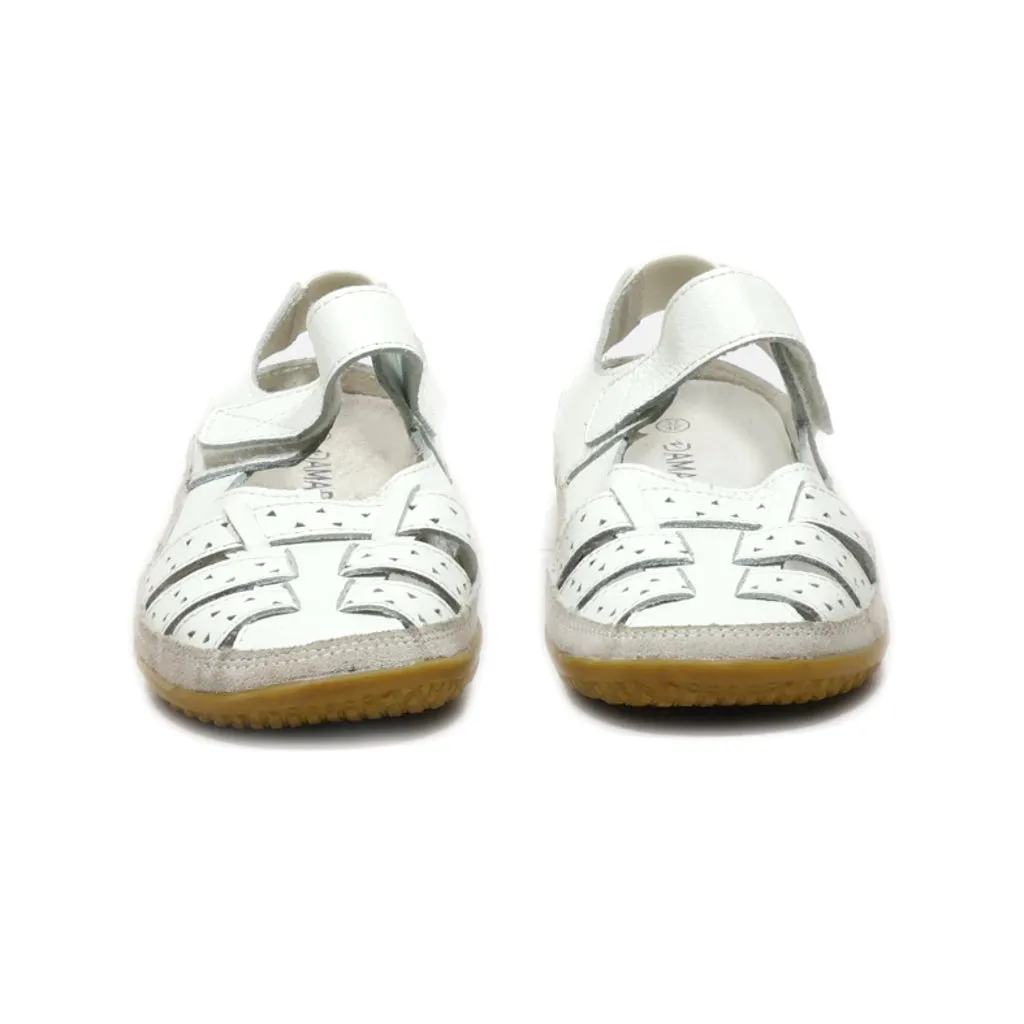 Damart Flat Sandals Pu Leather White Colour For Women