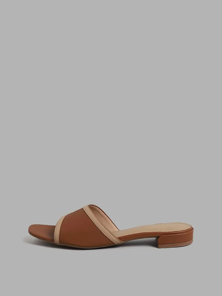 LUNA BLU Tan Brown Color Block Mules