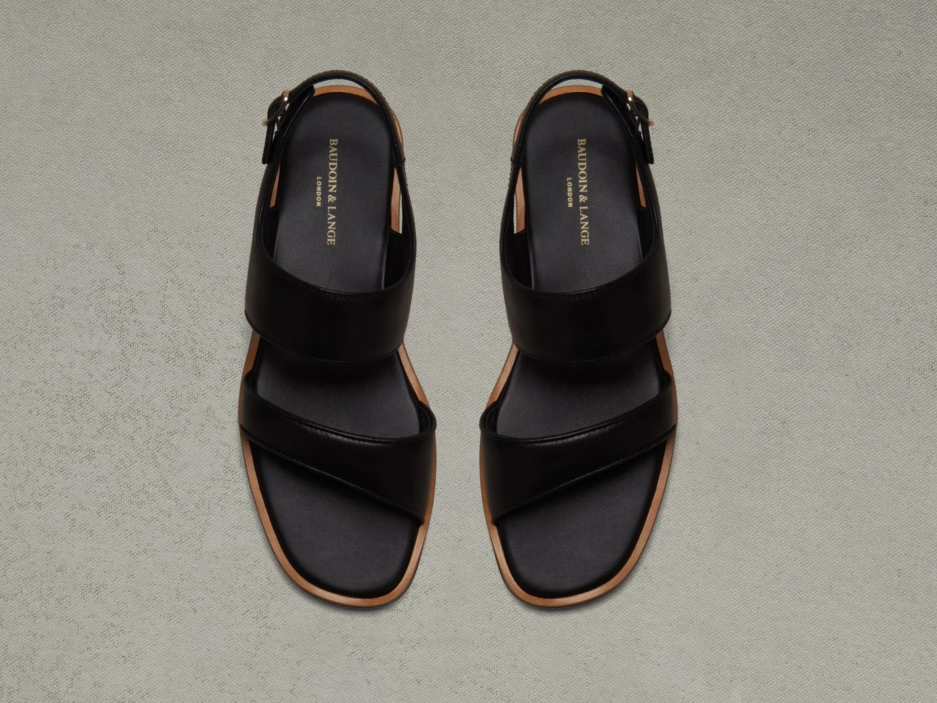 Nuage Sandal in Black Nappa